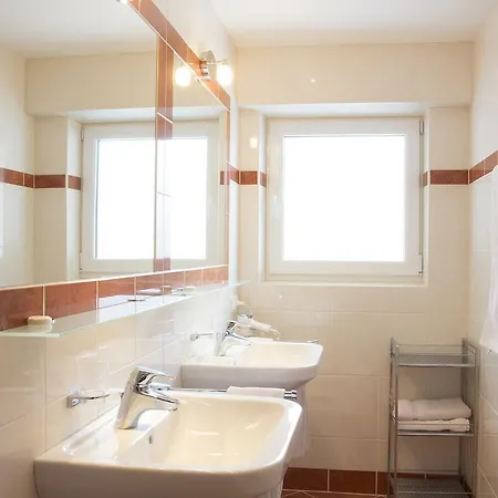 Antares Am 毛拉赫